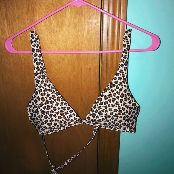 SHEIN Other - NEW Cheetah Tie Back Bikini Top